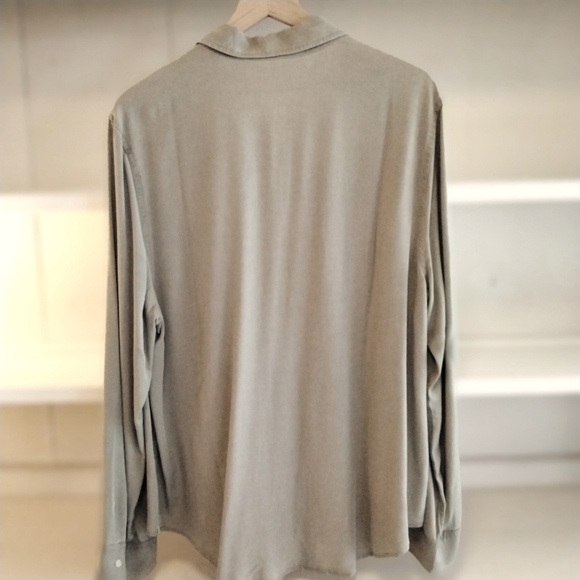New! Calvin Klein Blouse 🌼 NWT - Picture 3 of 8
